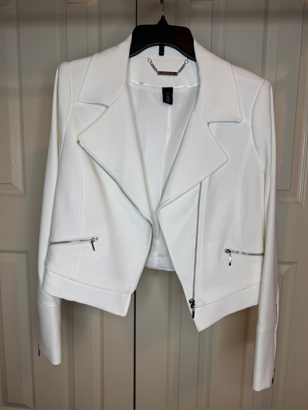 White House Black Market motorcycle style jacket blazer white women’s size 10